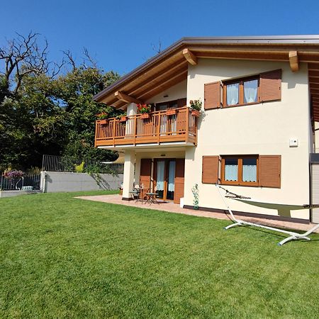 Il Riccio Del Castagno Apartment Novaledo Exterior photo